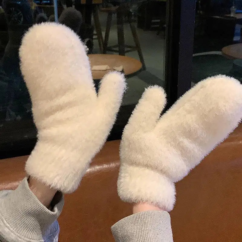 ❄️🧤 Women’s Winter Plush Mittens – Suavidad, abrigo y estilo en cada movimiento