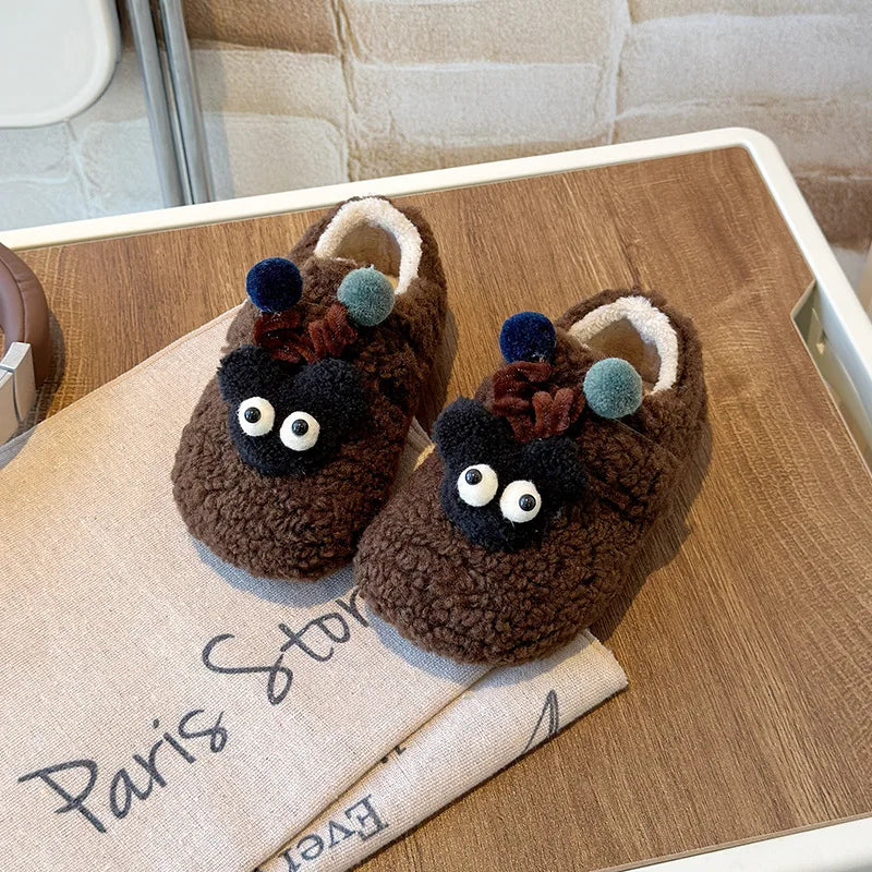 🦙❄️ Winter Kids Alpaca Slippers – Calidez, diversión y seguridad para los más pequeños