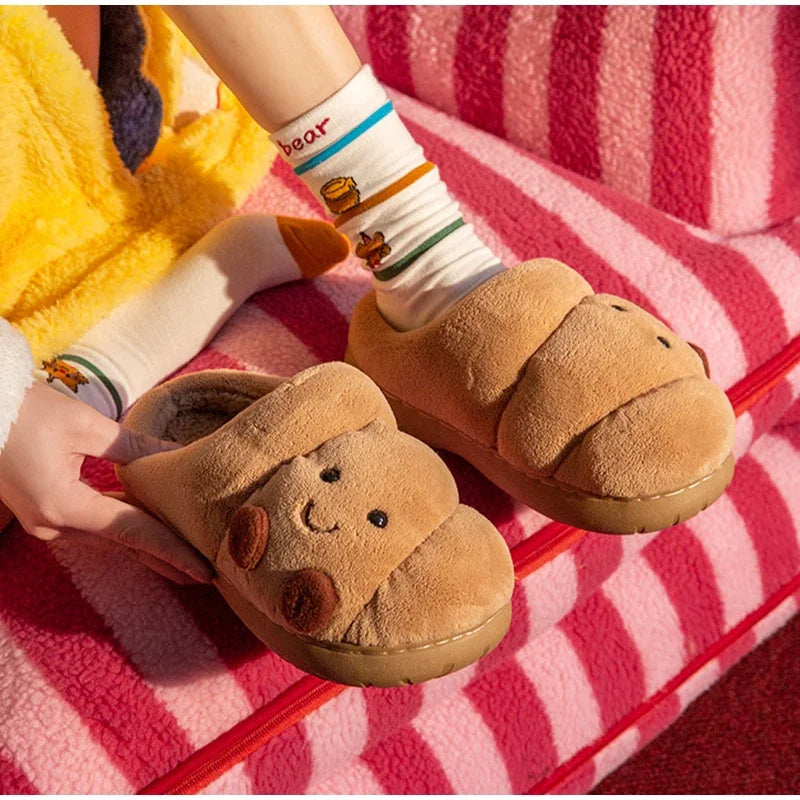 🥐❄️ Winter Croissant Slippers – Suavidad deliciosa para tus pies