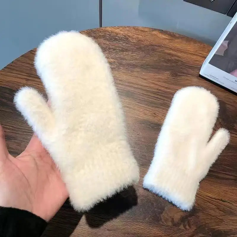 ❄️🧤 Women’s Winter Plush Mittens – Suavidad, abrigo y estilo en cada movimiento