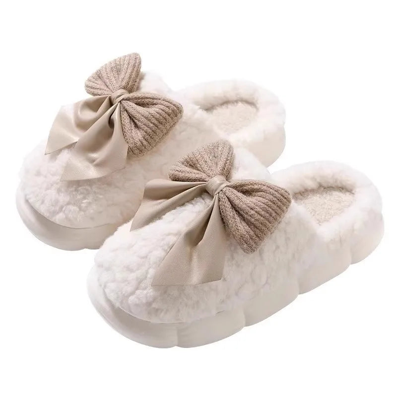 🎀❄️ Winter Plush Bow Slippers – Calidez, suavidad y encanto para tus días en casa