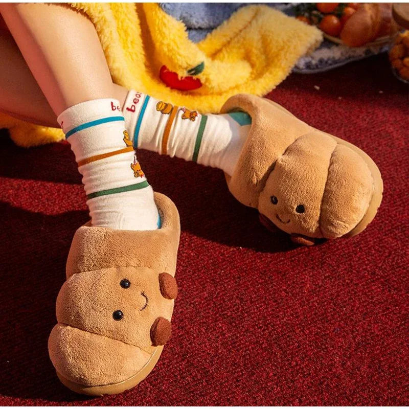 🥐❄️ Winter Croissant Slippers – Suavidad deliciosa para tus pies